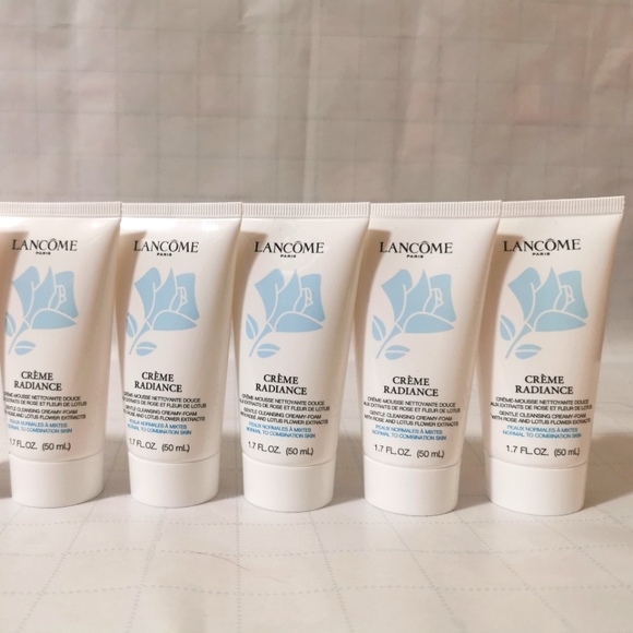 5/$40 LancômeCrème Radiance Gentle Cleansing Creamy-Foam Cleanser 50ml - Picture 1 of 3